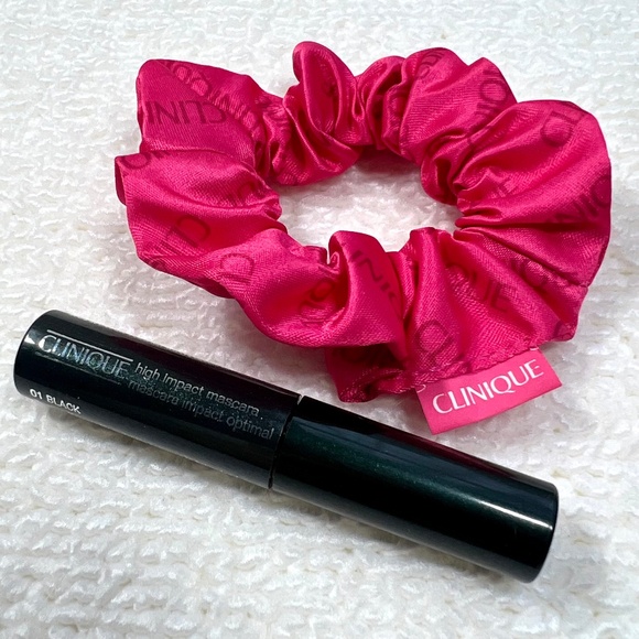 Clinique Accessories - 🎁Pick 5 for $25🎁 CLINIQUE High Impact Mascara mini and pink scrunchy duo
